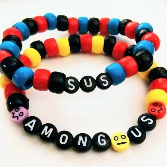 AMONG Us and Sus Kandi Bracelet set with emoji beads - Picture 2 of 3